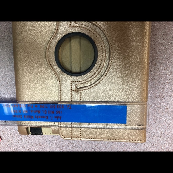 iPad GOLD case brand NEW not in pkg 9.7 “ 🐳 - Picture 6 of 9